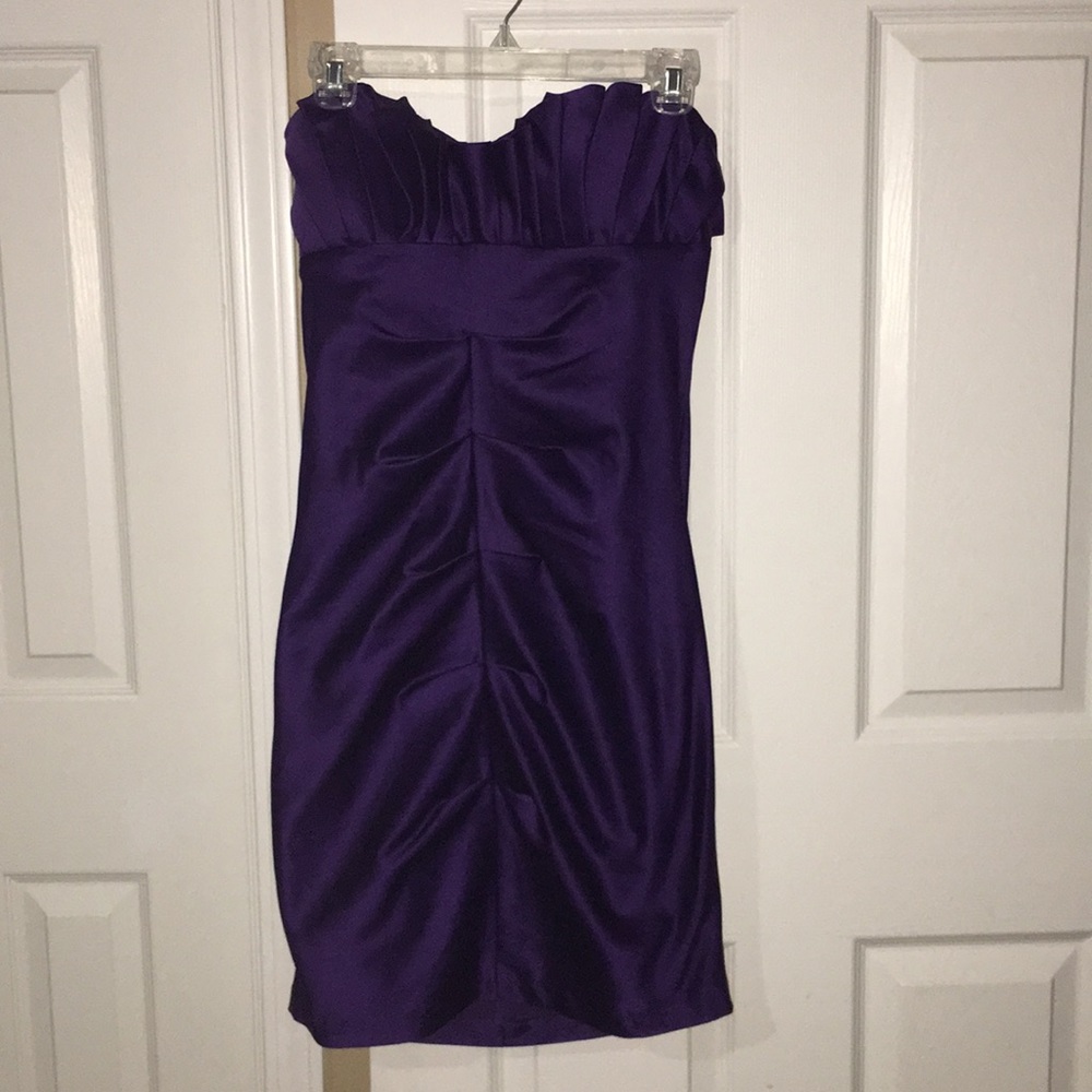 Women’s semi formal dress